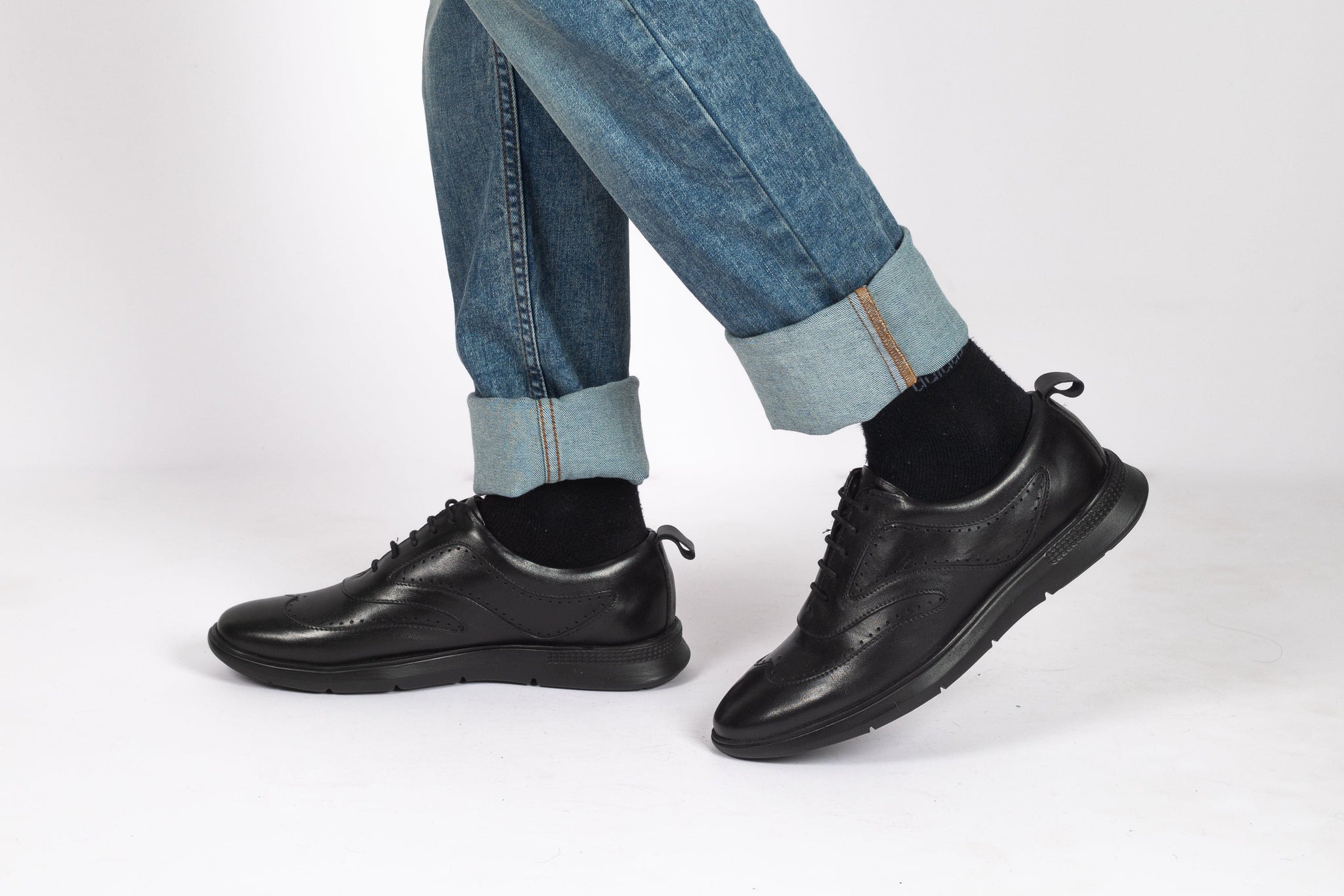Legwork Classico Wingtip Oxford Black Full Grain Leather Sneaker
